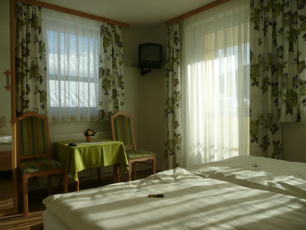 Appartement Koenigslehen Radstadt Room photo
